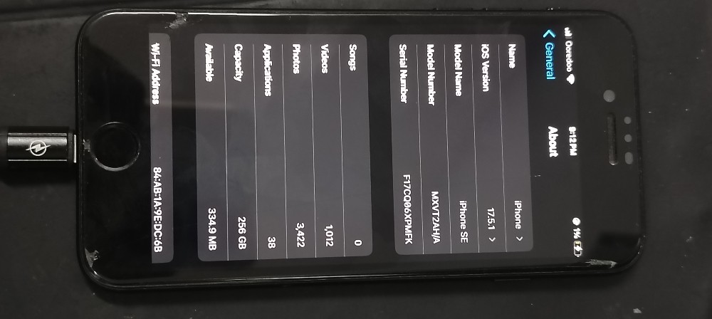 ايفون اس اي ٢٠٢٠/ ٢٥٦جيجا - 4