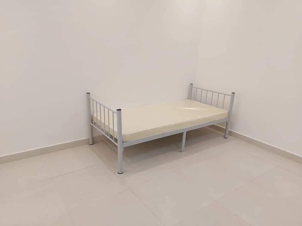 يتوفر سرير مفرد ومرتبة. 30032896 - 11