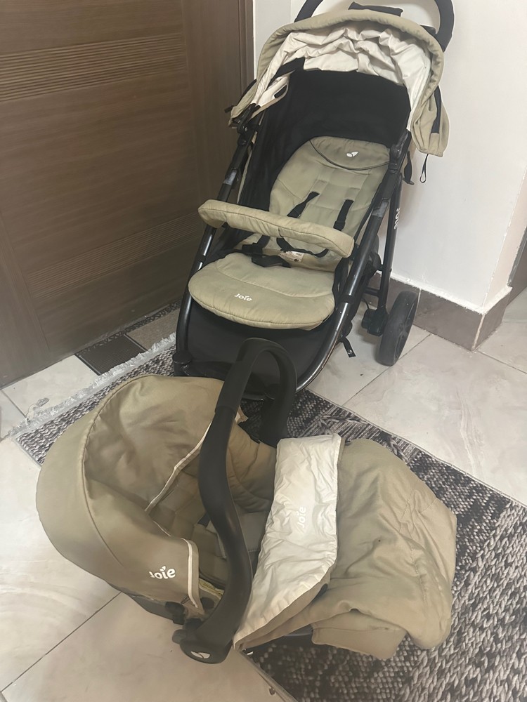 Joel stroller and car seat  - 2