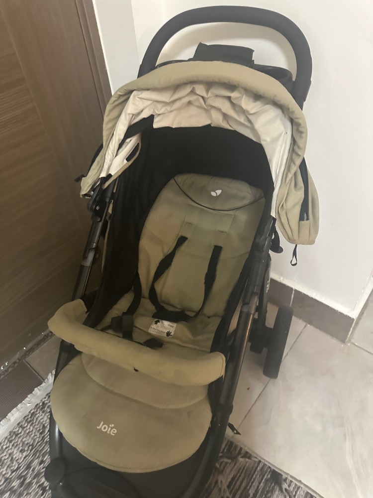 Joel stroller and car seat  - 3