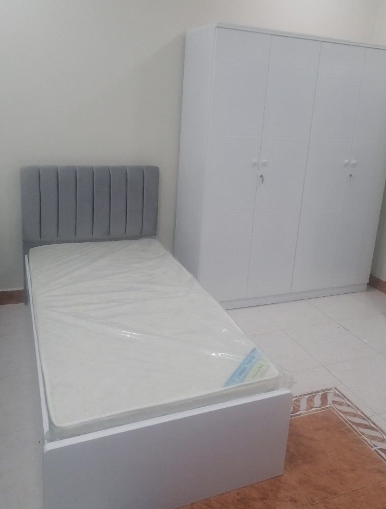 Single bed and mattress availab. - 5