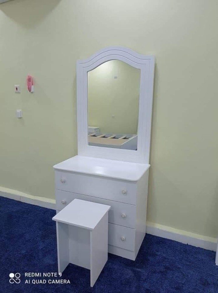 Single bed and mattress available - 9