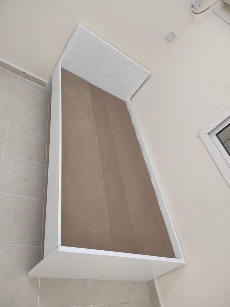 Single bed and mattress available - 14