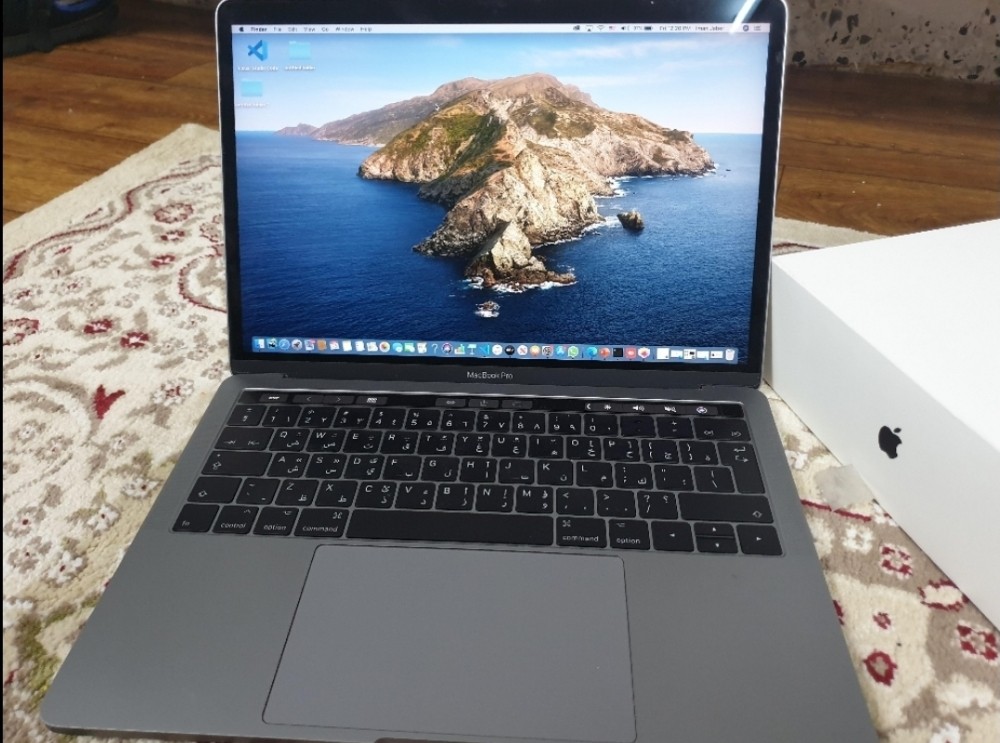 Mac Book Pro 13 inch Touchbar - 2