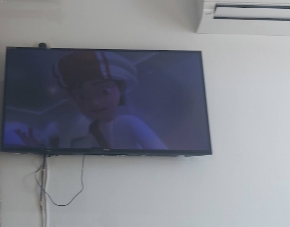 تلفزيون شاشه كبير سامسونج - 2
