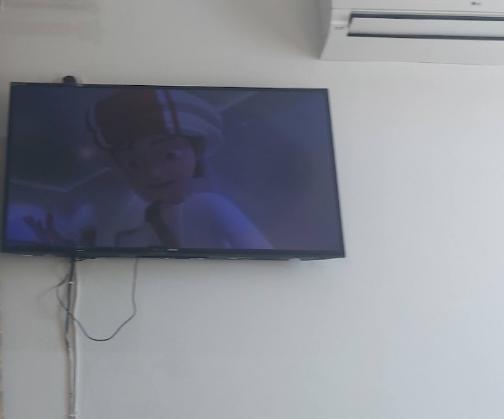 تلفزيون شاشه كبير سامسونج - 3