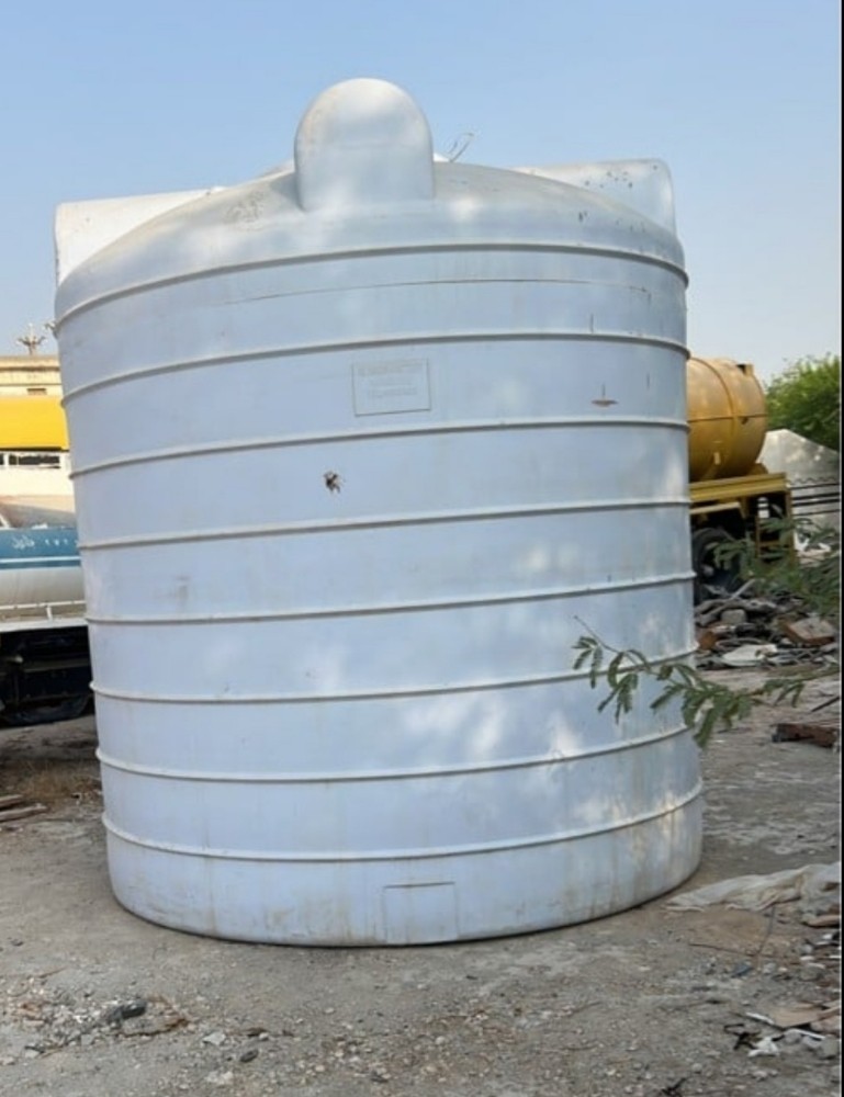 we buy used plastic tank - 1