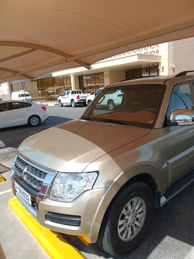 سيارة باجيرو موديل ٢٠١٥ - 4