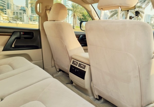 Toyota Land Cruiser GXR 2020 V6 - 13