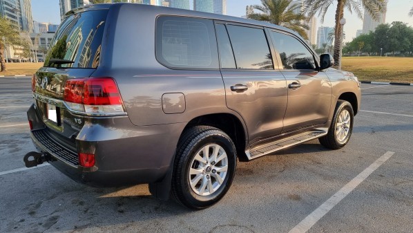 Toyota Land Cruiser GXR 2020 V6 - 9