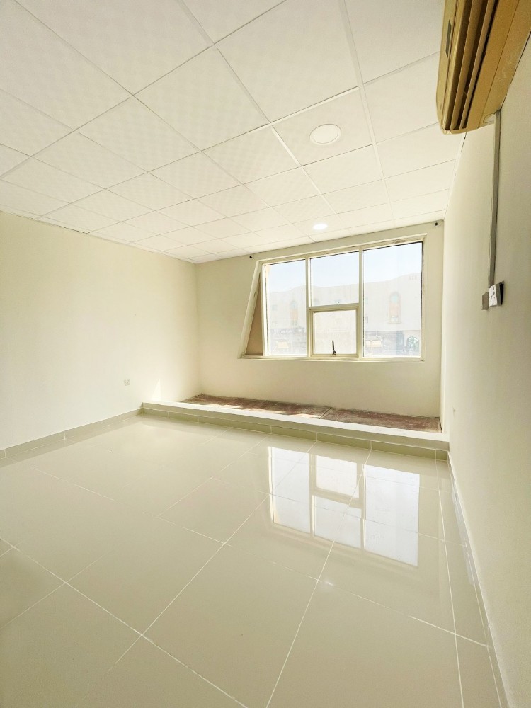 SHOP FOR RENT IN AZIZIYAH - 6