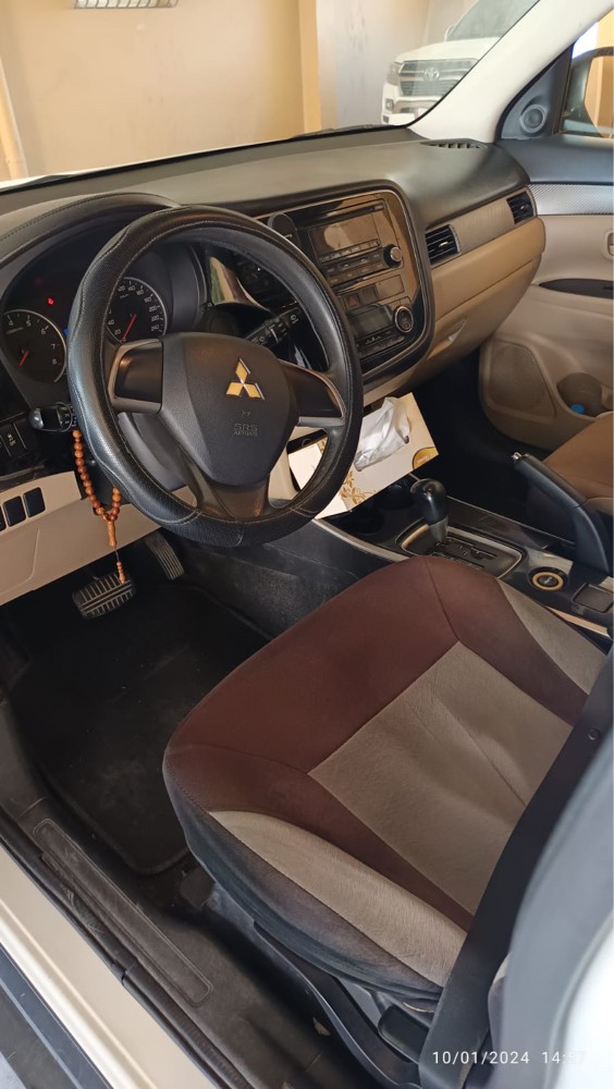 Mitsubishi Outlander - 6