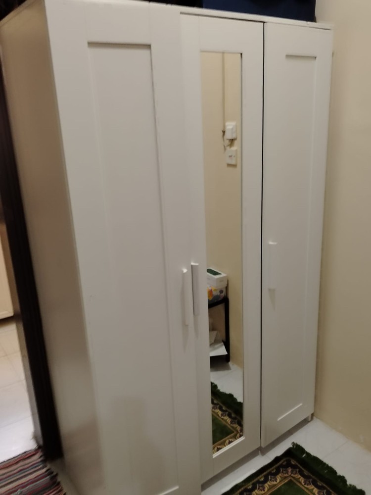 washing machine,Bedroom set,cabin - 3