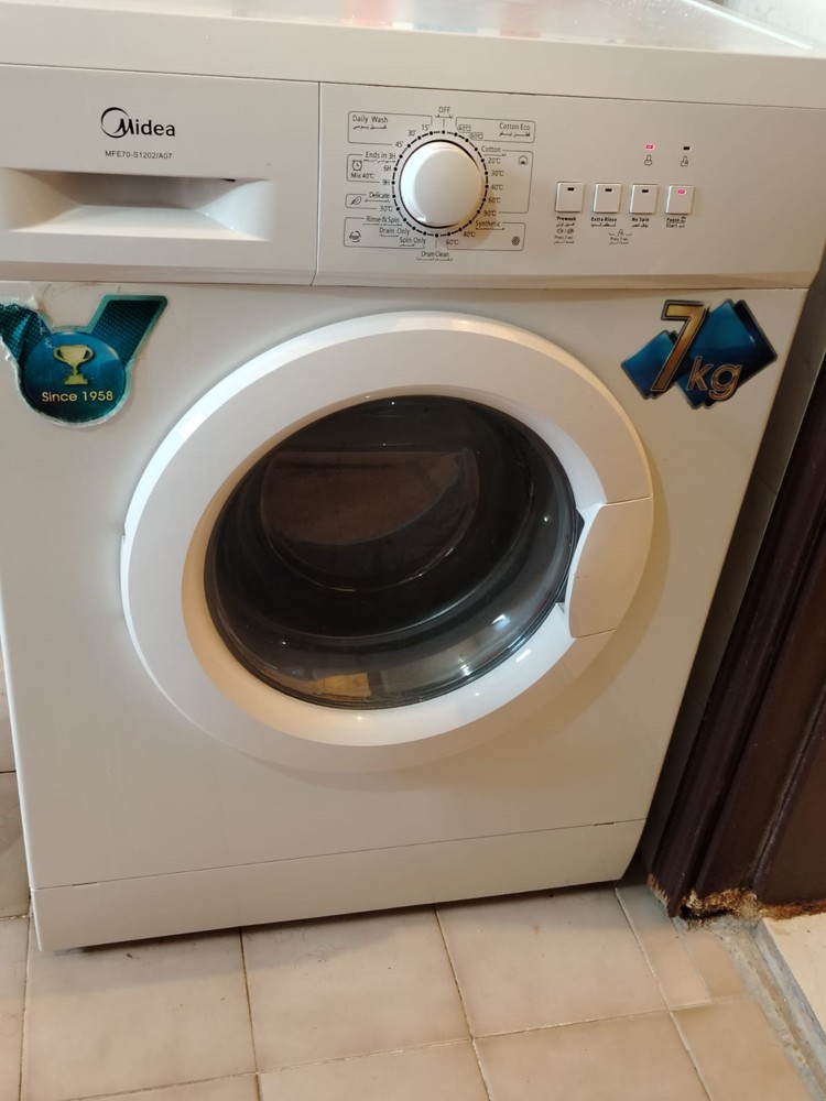 washing machine,Bedroom set,cabin - 6