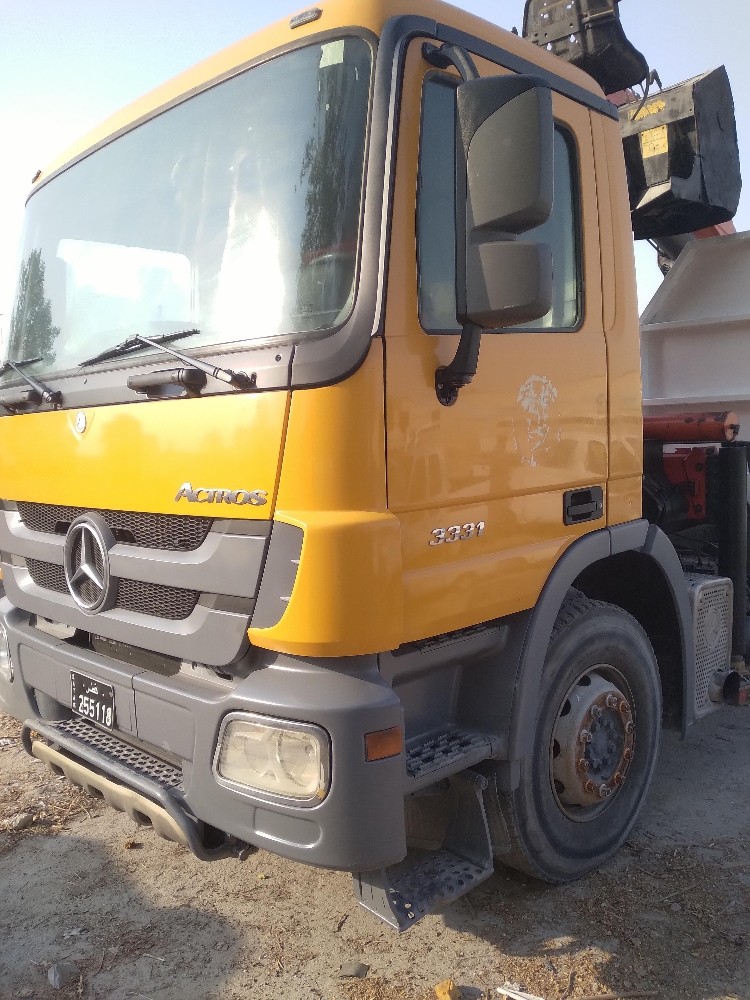 boom truck 2014 model 70267778 - 5