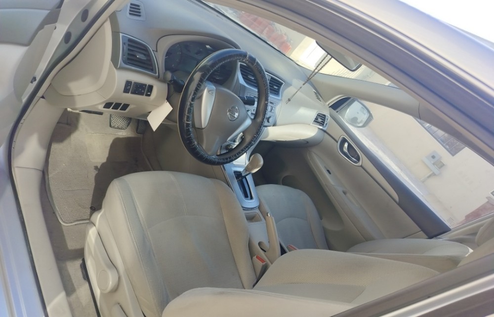Nissan Sentra 2015 - 6