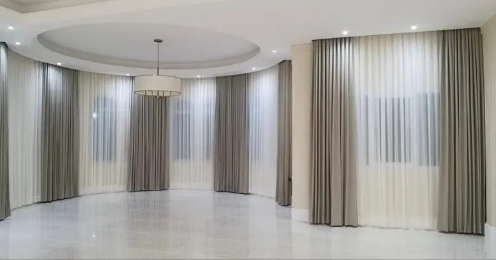 Curtains - 4