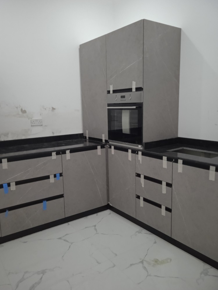 Carpenter - 16