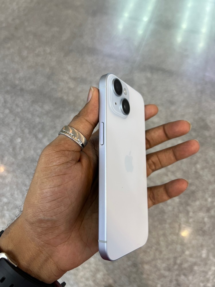 iPhone 15 - 4