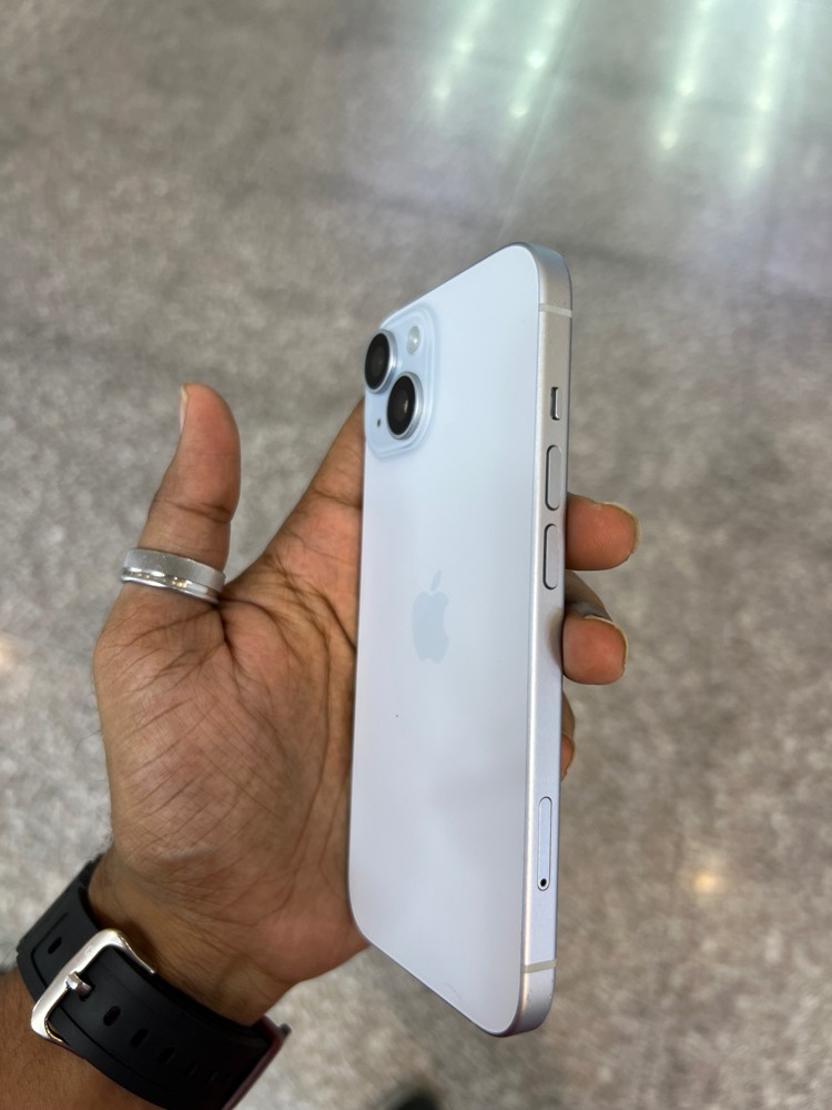 iPhone 15 - 3