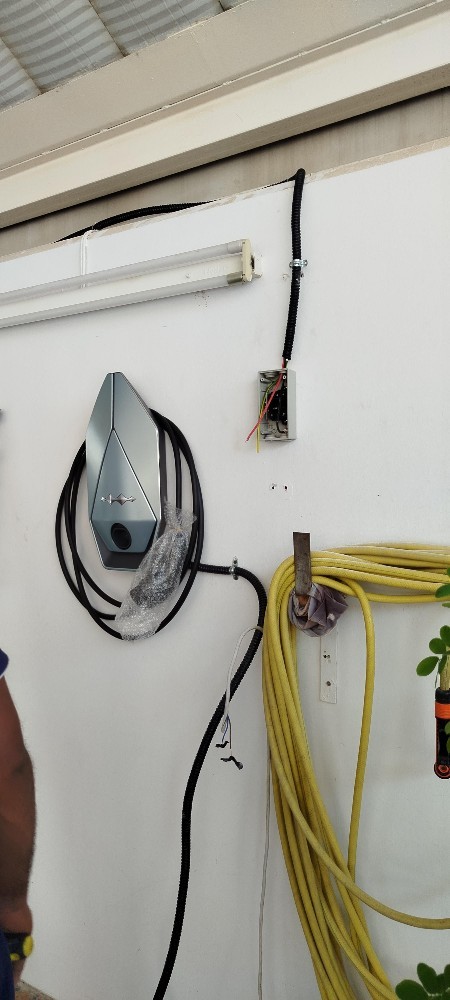 تركيب شاحن السيارة الكهربائية - 5
