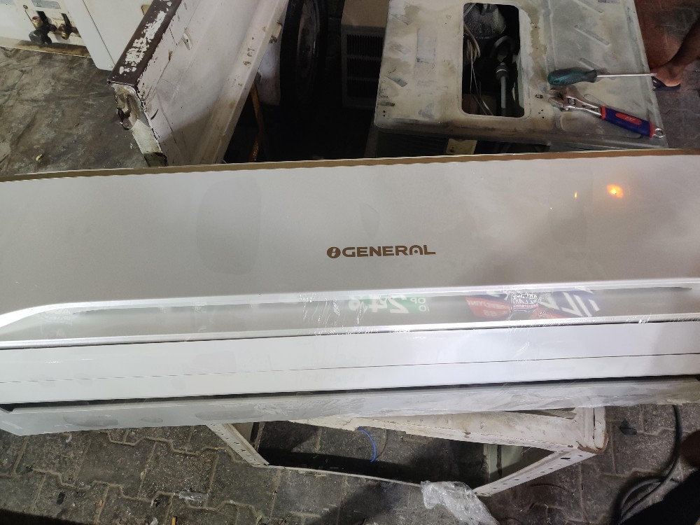 split Ac - 3
