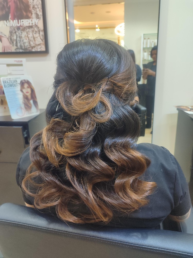 Salon supervisor and Beautician - 2