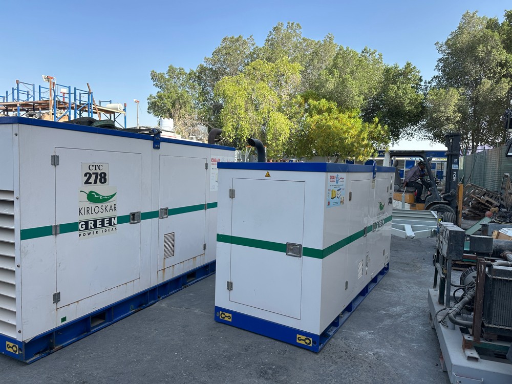 Rental Generator with a trolley - 4