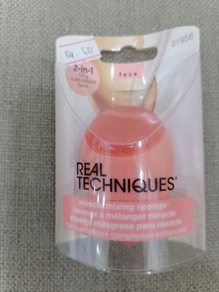 real techniques sponge - 2