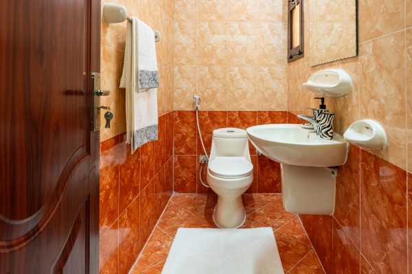 Stunning 4 BHK FF in Mushereib - 10