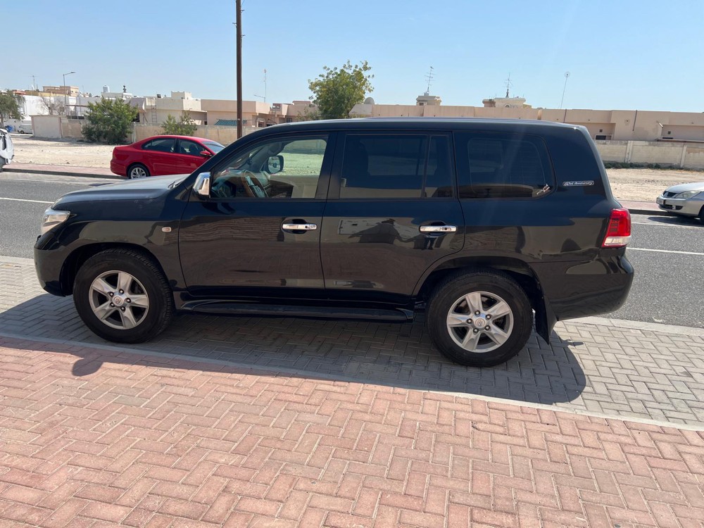 Land Cruiser 2011 v8 5.7 - 3