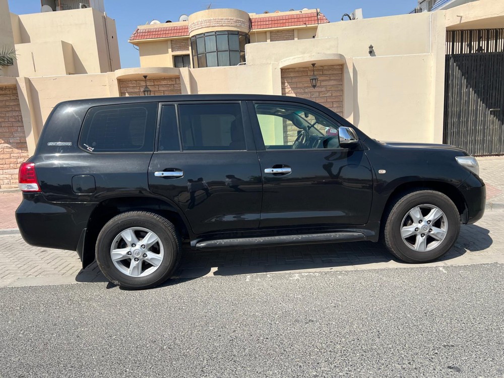 Land Cruiser 2011 v8 5.7 - 4