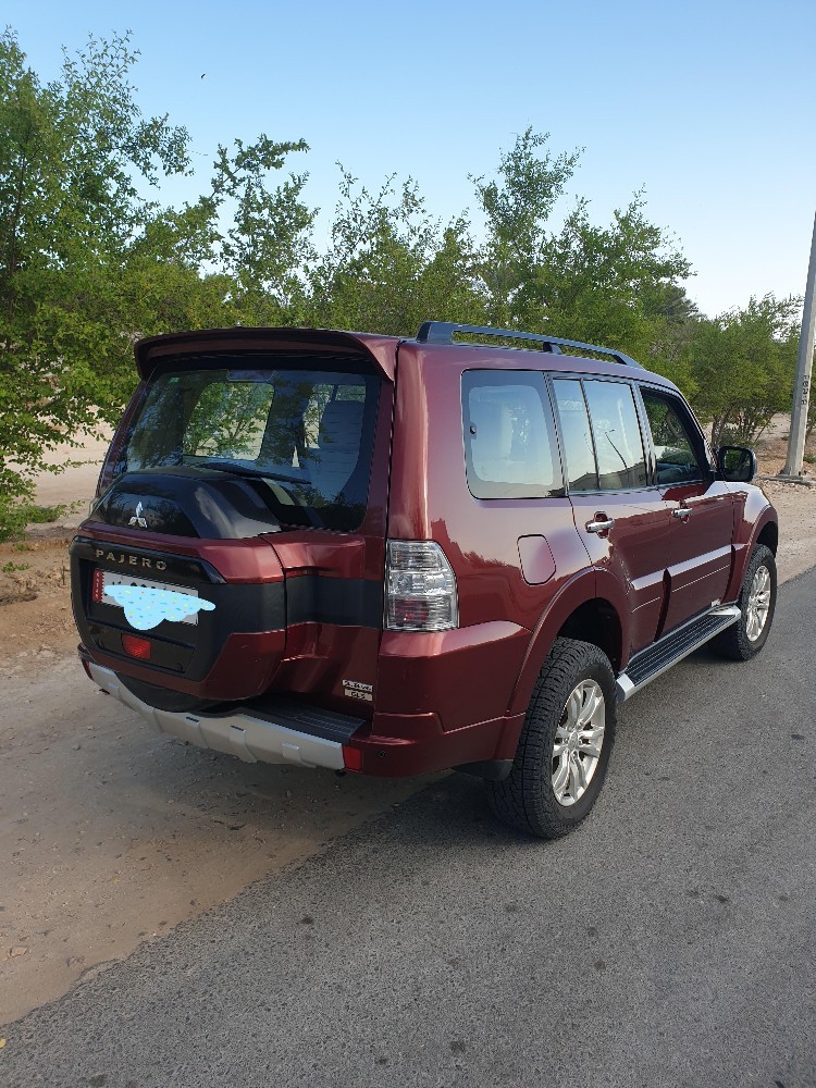 Pajero , Model 2018 - 1