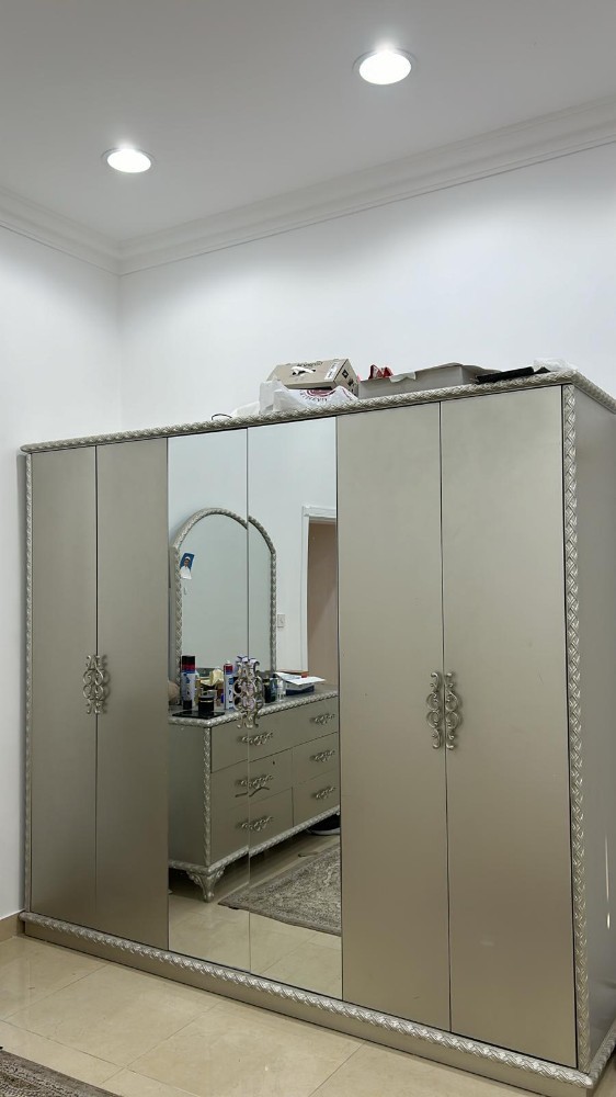 Buying Bedroom, sofa, AC, Fridge - 5