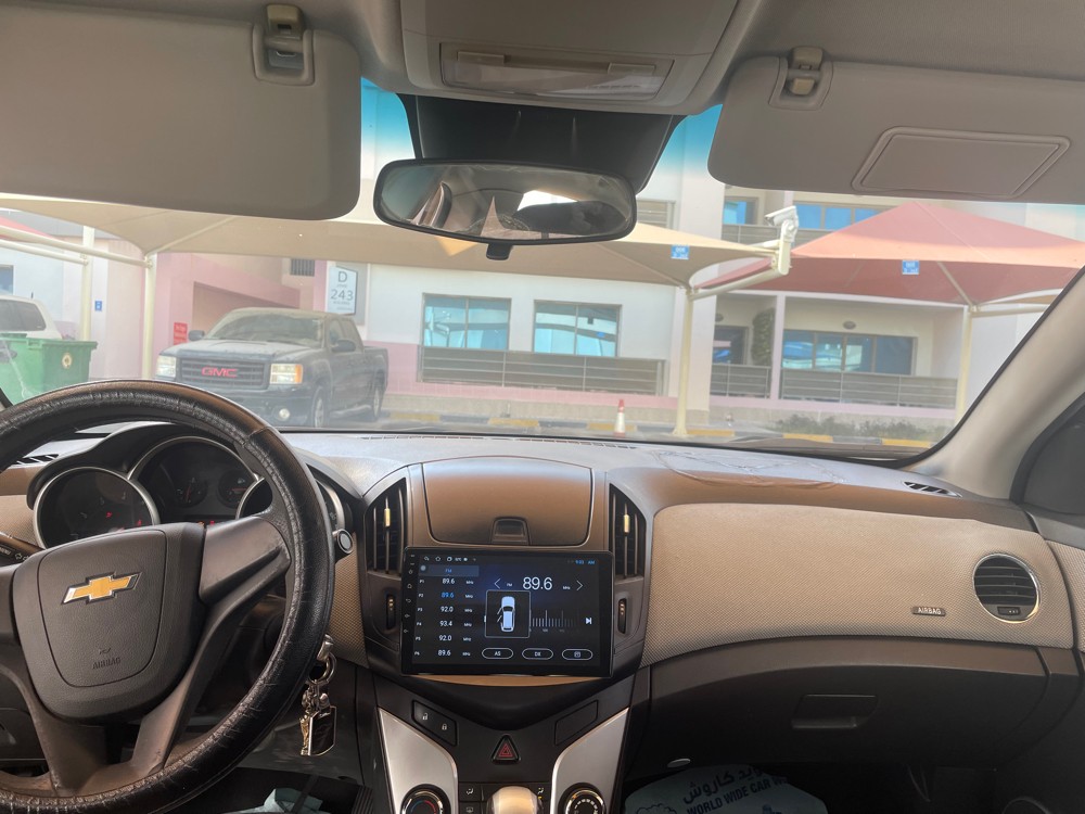 Chevrolet Cruz - 2