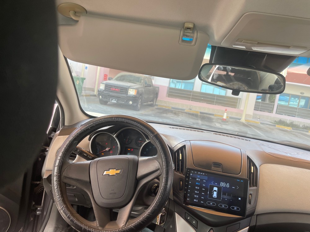 Chevrolet Cruz - 12