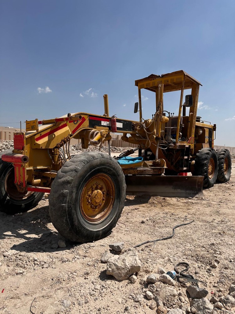 caterpillar 1984 model - 1