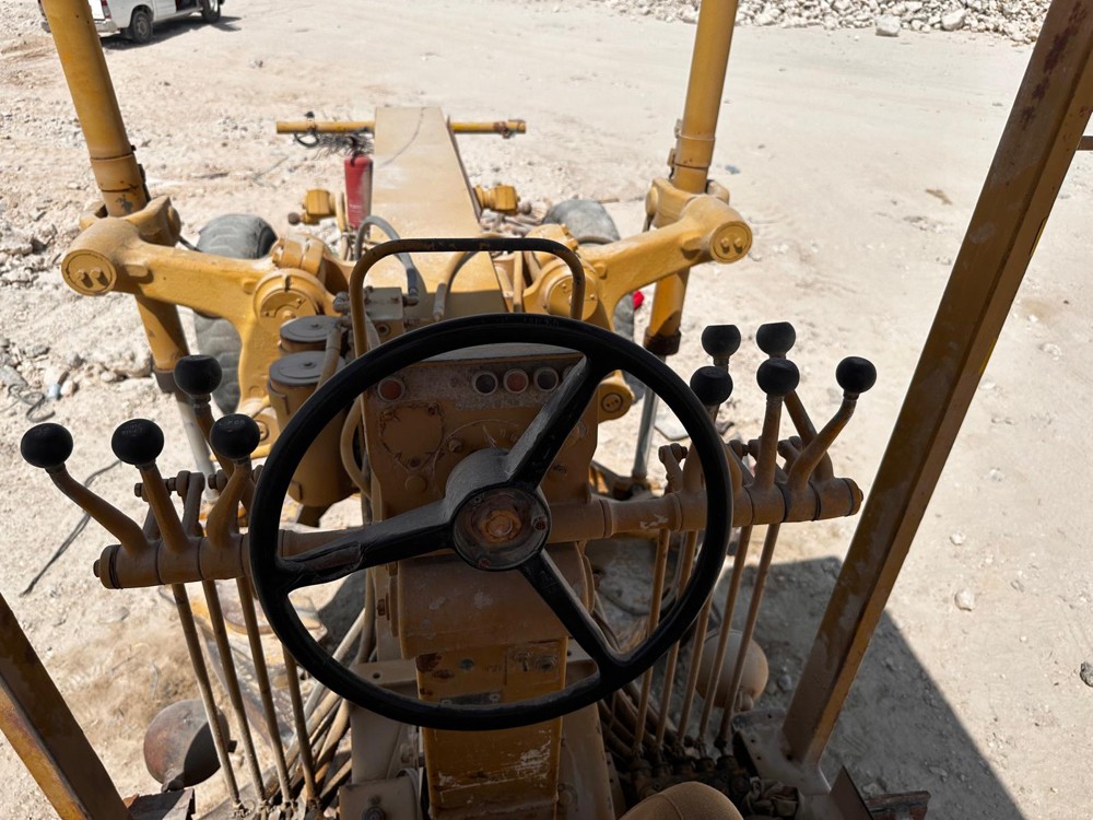 caterpillar 1984 model - 9