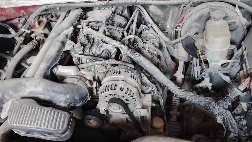 the car is working.engine working - 12