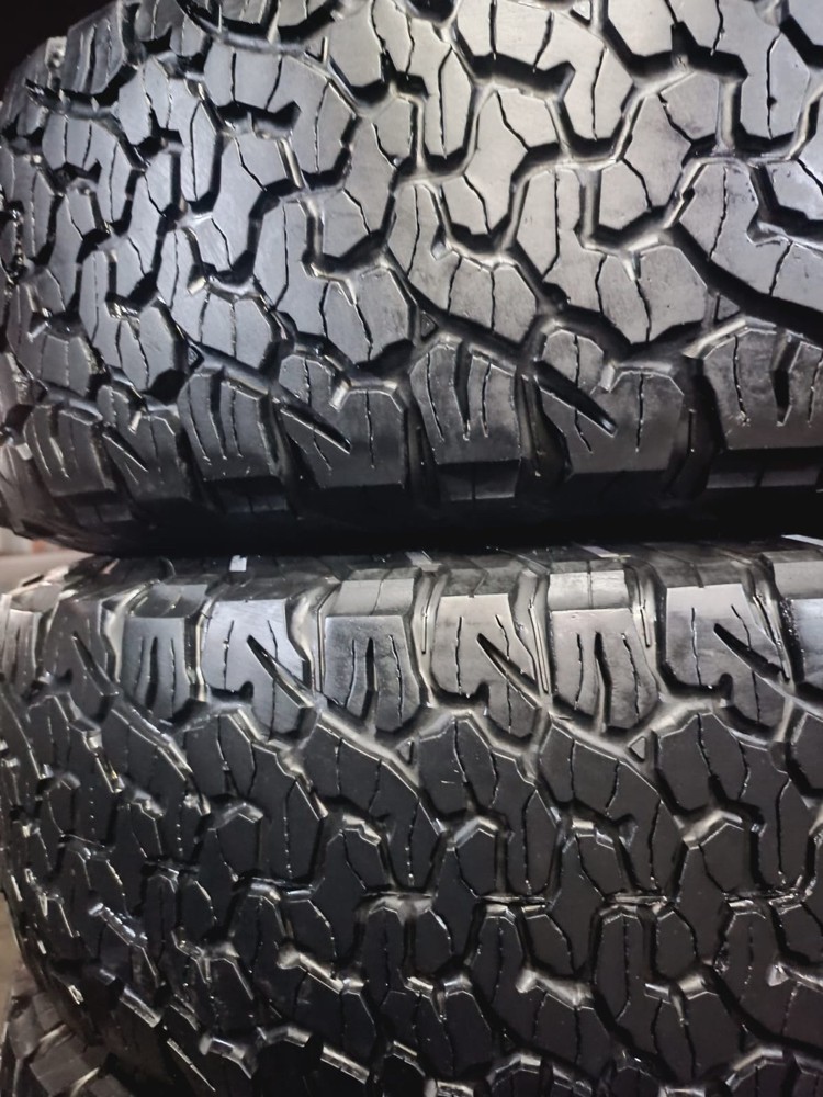 37/12x50 R18”Bfgoodrich tyre - 1