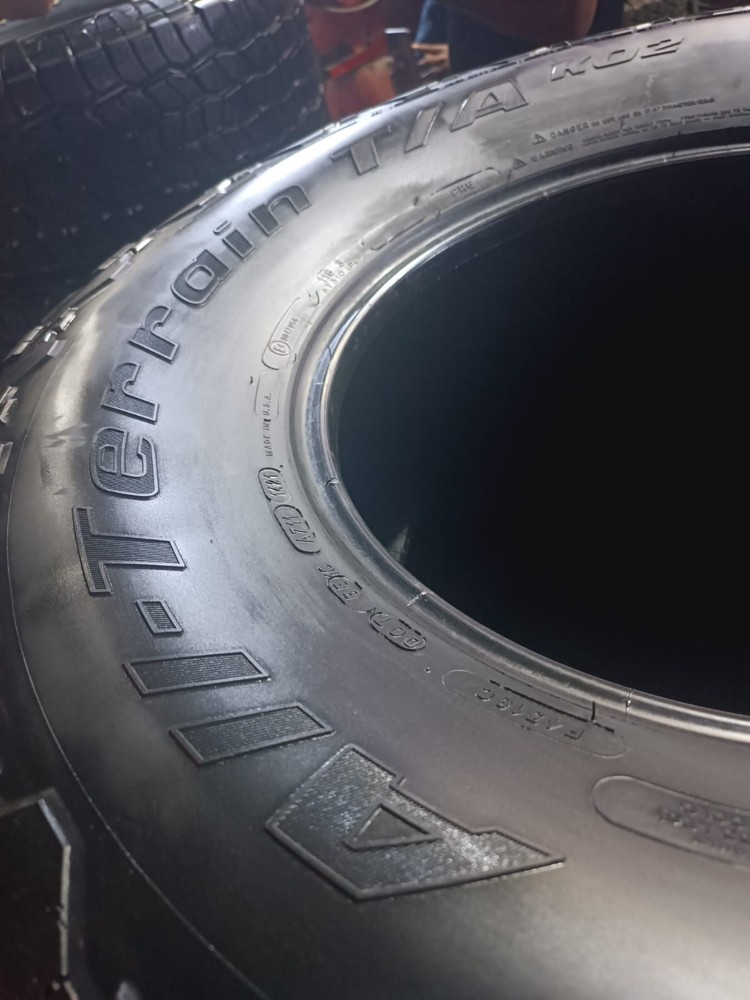 37/12x50 R18”Bfgoodrich tyre - 2