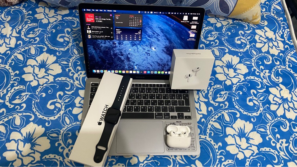 MacBook air, AirPods 2 pro,  - 5