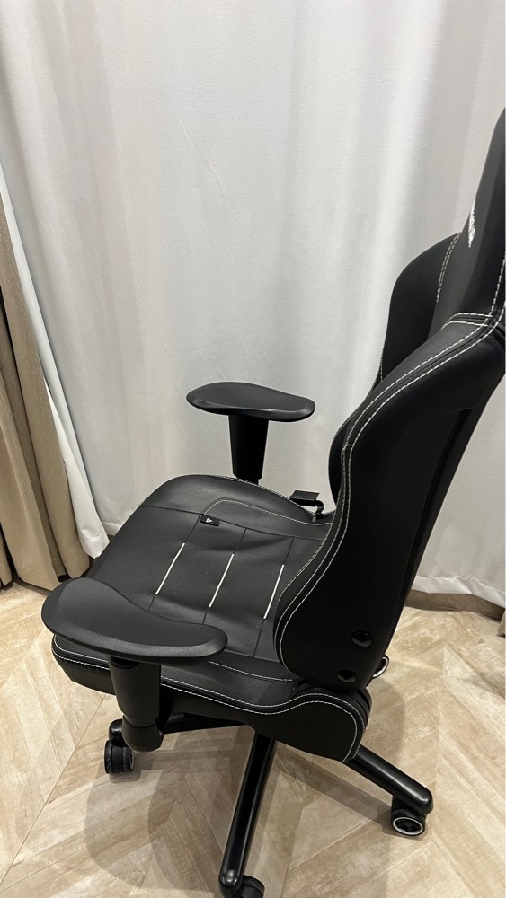 gaming chair - 4