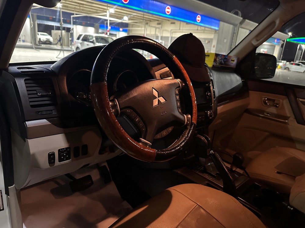 Mitsubishi Pajero 2016 3.5L - 6