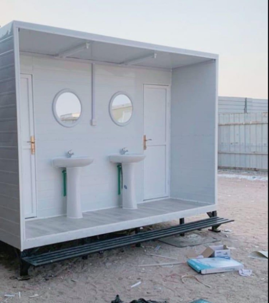 cabin toilet kitchen - 1