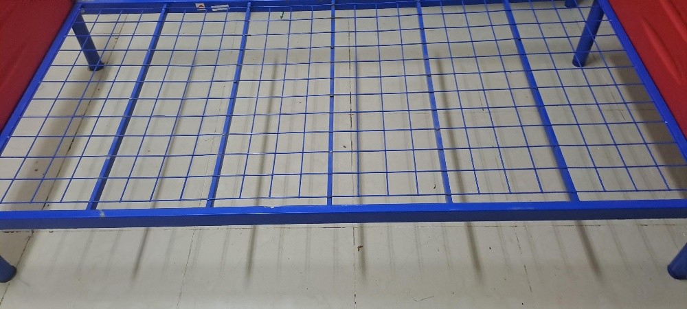 Single bed for urgent sale - 1