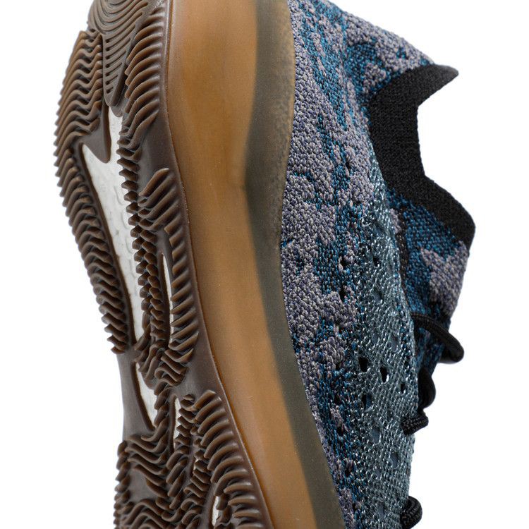 yeezy boost 380  - 10