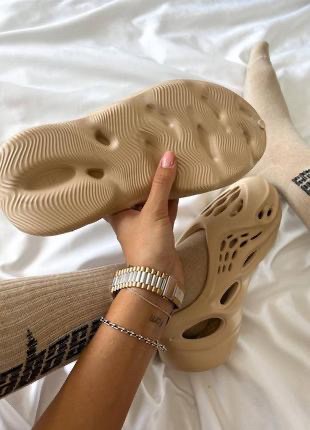 yeezy foam runner - 4