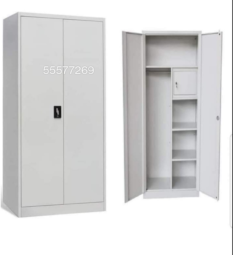Warbrobe, Cupboard,Curtains - 6