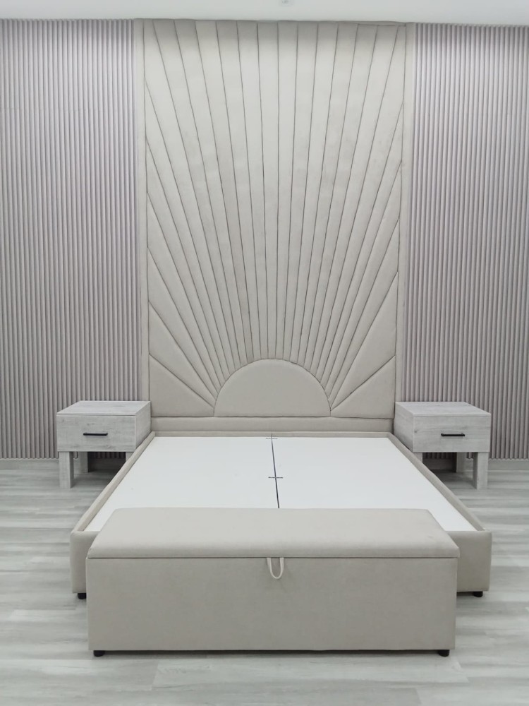 Warbrobe, Cupboard,Curtains - 12